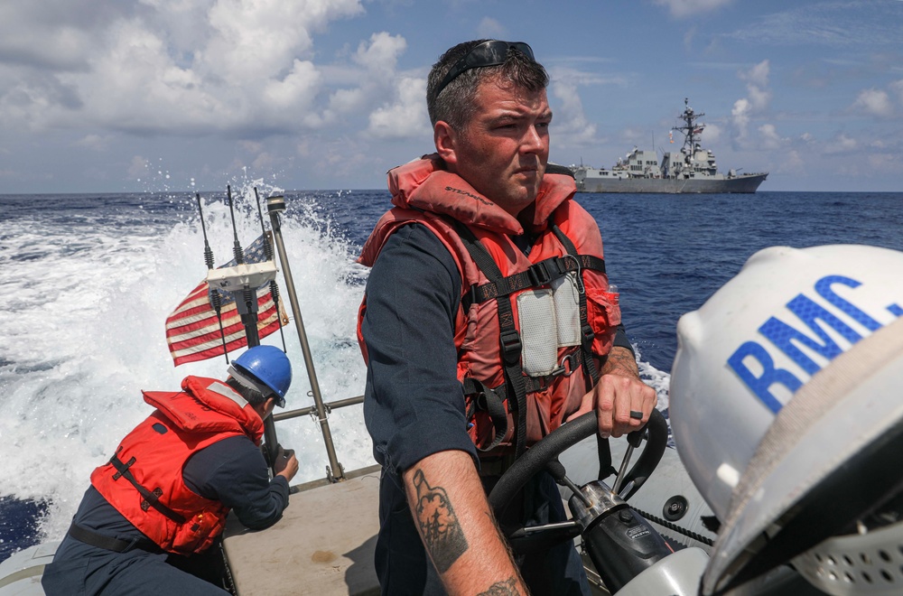 USS Dewey (DDG 105) Conducts Bilateral Sail With Philippine Navy in South China Sea