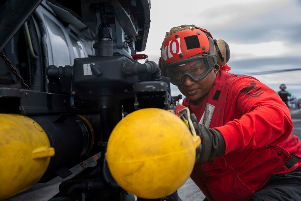 USS Dwight D. Eisenhower (CVN 69) Supports Naval Operations in the Atlantic Ocean