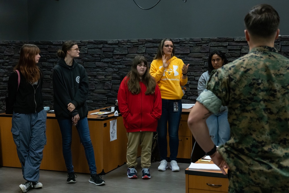 Lejeune High School visits MCIEAST Communication Strategy and Operations