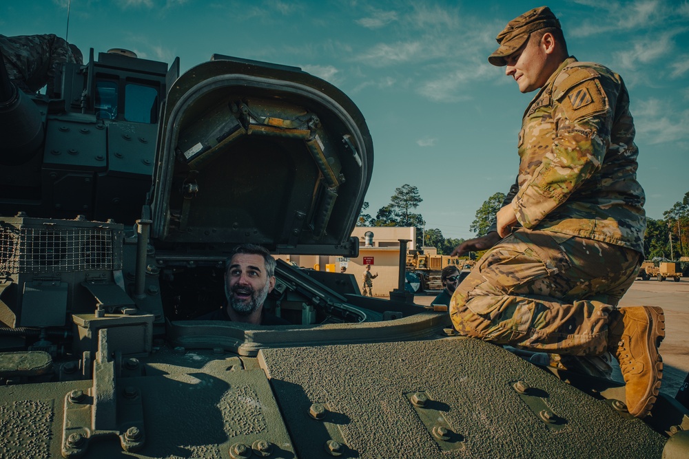 Savannah leaders get bird’s eye view of their military