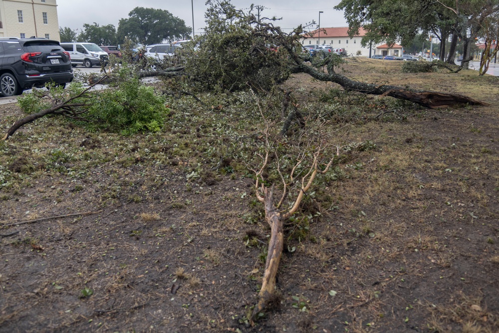 Minor tornado hits JBSA-Fort Sam Houston