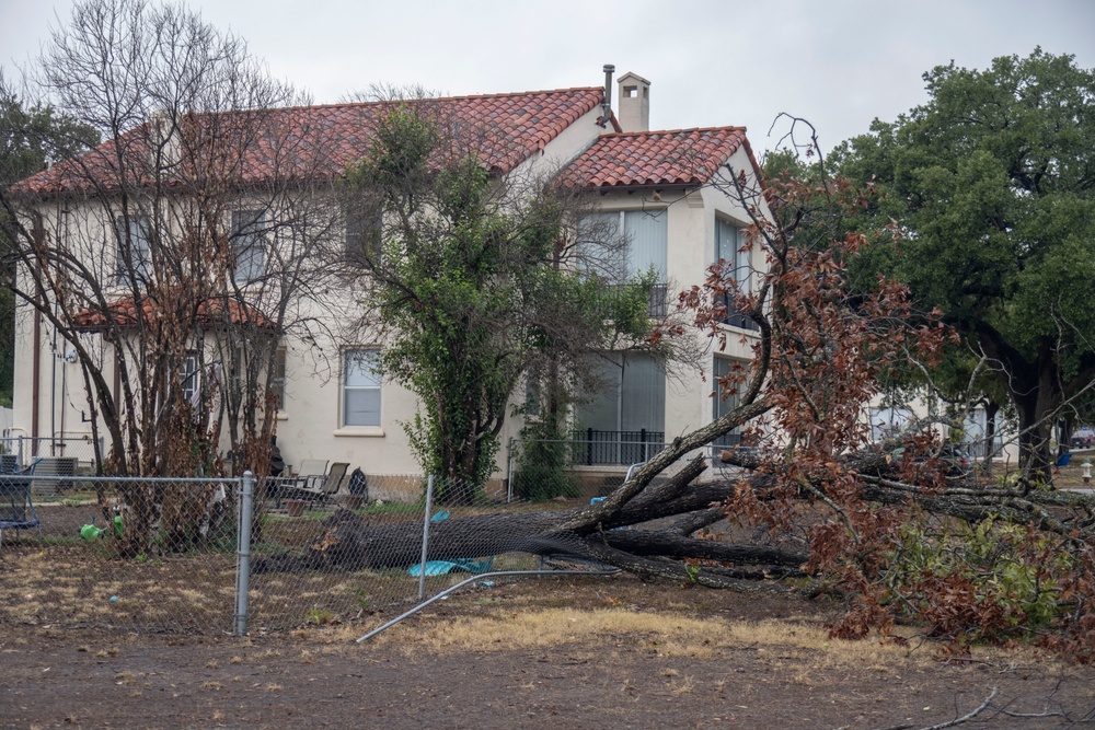 Minor tornado hits JBSA-Fort Sam Houston