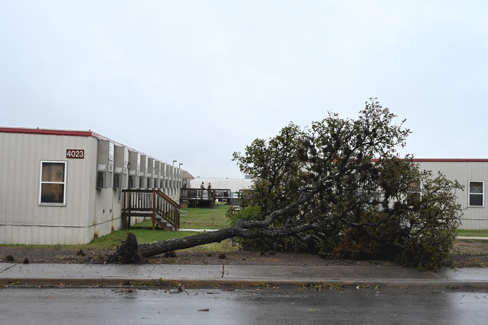 Minor tornado hits JBSA-Fort Sam Houston