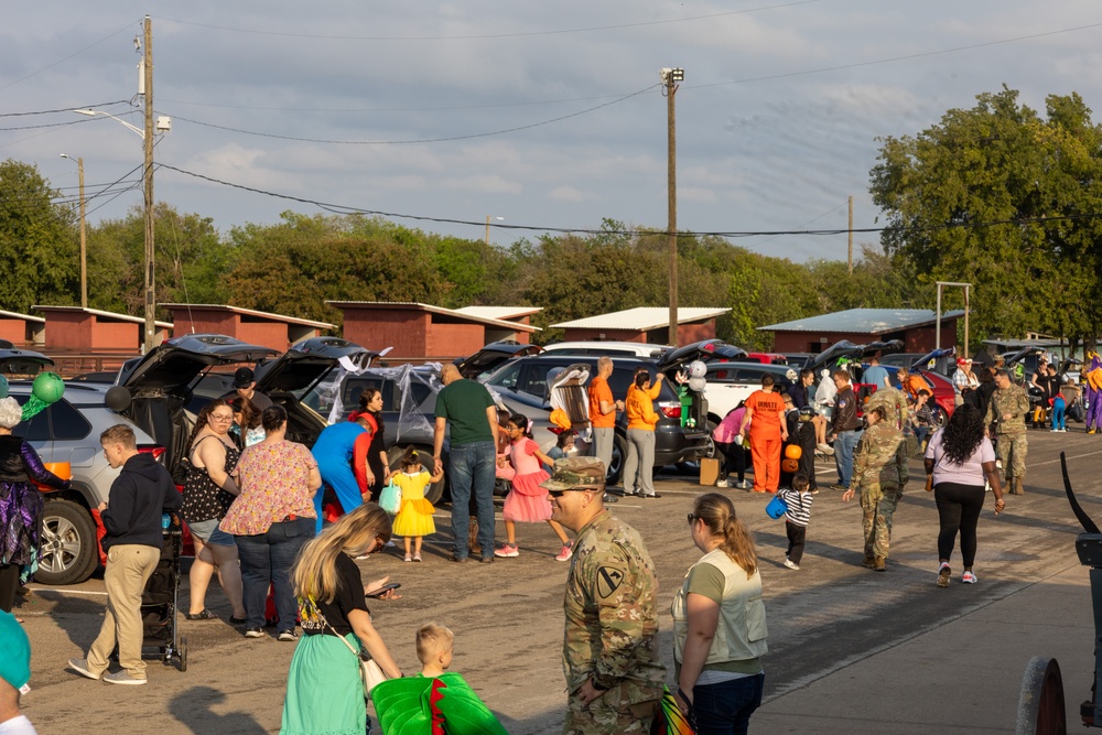 DVIDS - Images - First Team Hosts Trunk Or Treat [Image 5 Of 5]