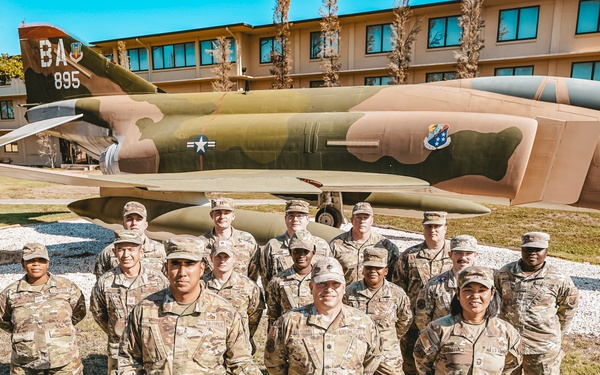 688th Cyberspace Operations Support Squadron takes Squadron photo
