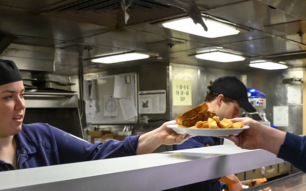 U.S. Coast Guard Cutter Healy hosts 2 Royal New Zealand Navy chefs