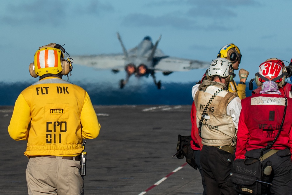 USS Ronald Reagan (CVN 76) conducts flight operations