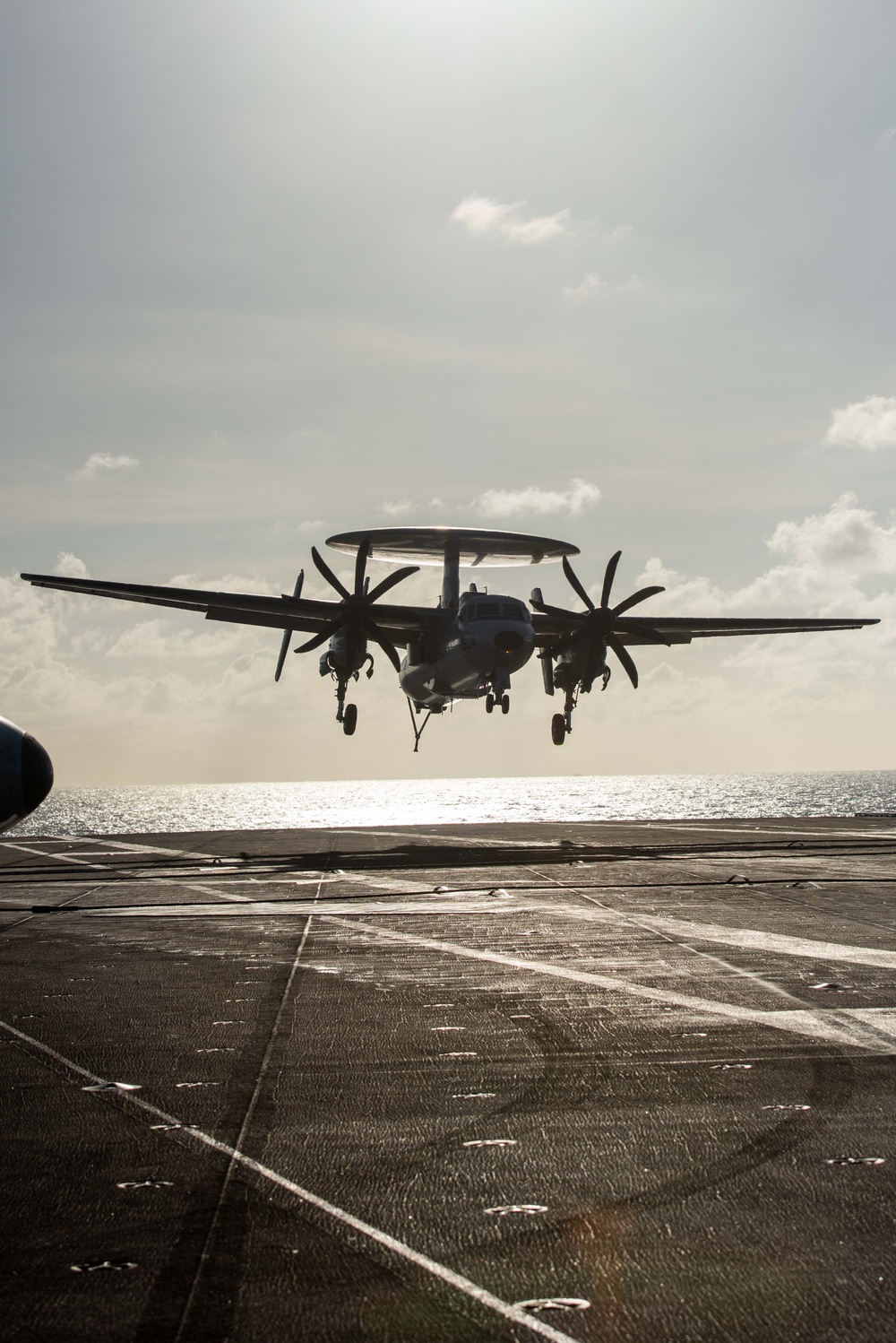 USS Ronald Reagan (CVN 76) conducts flight operations