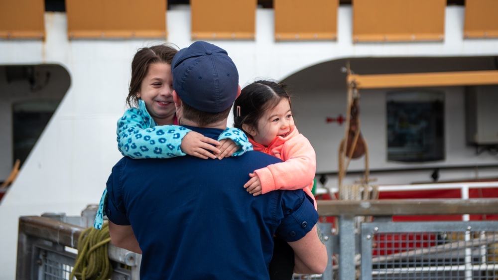 Coast Guard Cutter Alert returns to Astoria, Oregon, after 78-day patrol