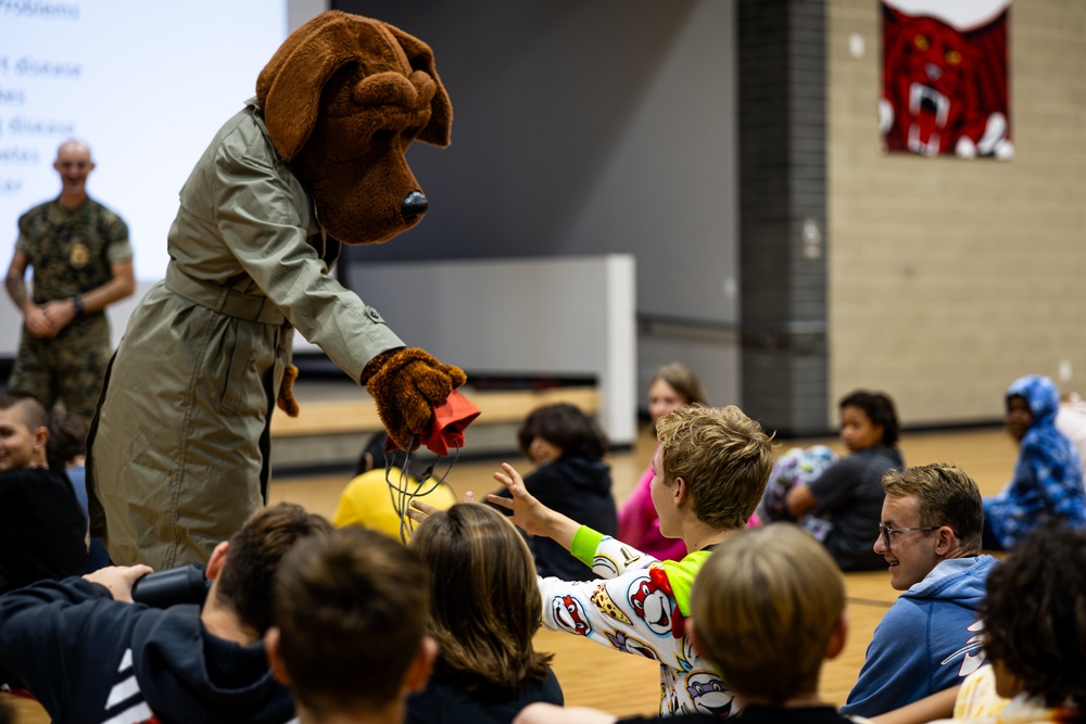 McGruff the Crime Dog, Camp Pendleton PMO visit San Onofre Elementary School for Red Ribbon Week