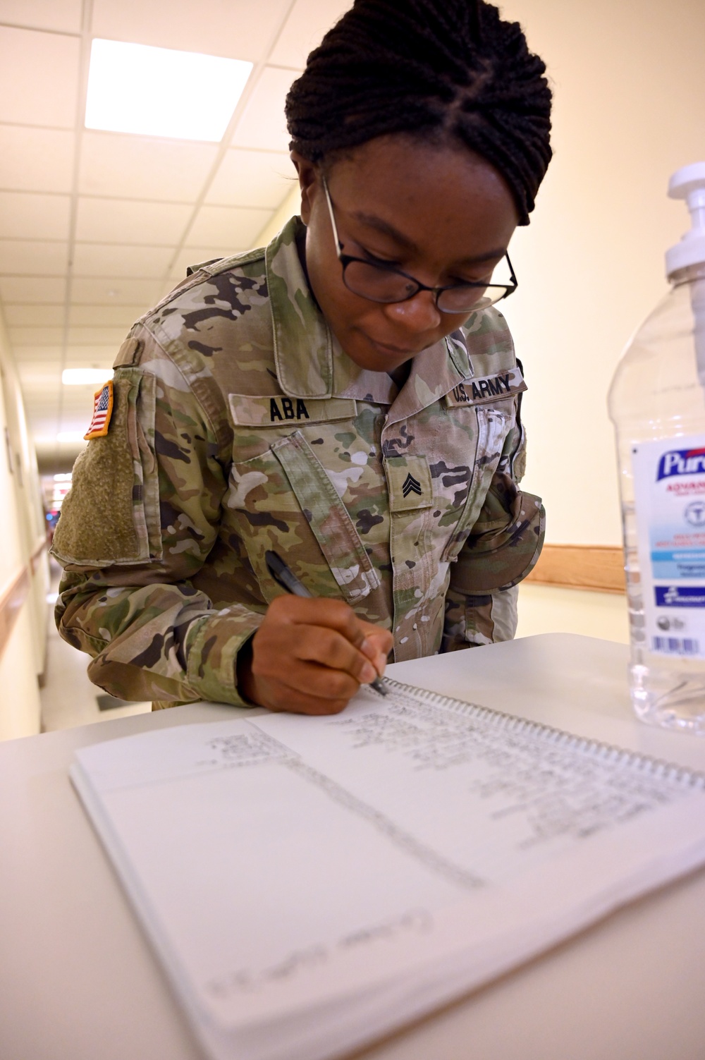 Soldiers in Humphreys’ reception barracks given warm welcome, Korean food