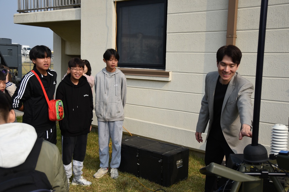 Young STEM enthusiasts get a glimpse into meteorology at USAG Humphreys