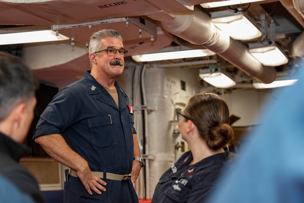 CTF 70 CMC speaks with Sailors aboard USS Shoup