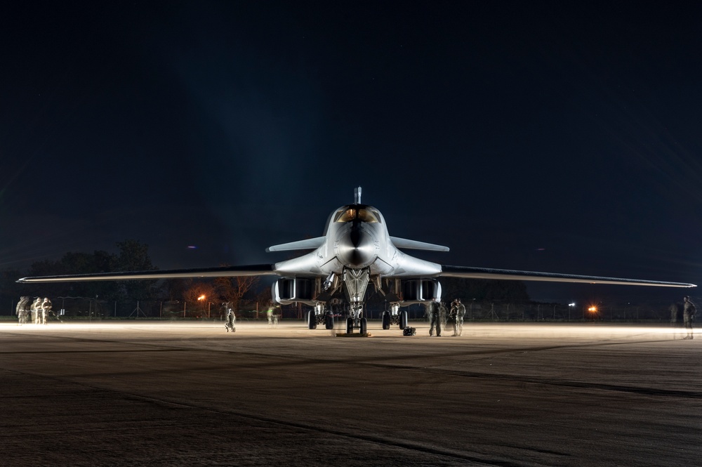 DVIDS - Images - B-1B Lancers return to RAF Fairford from mission