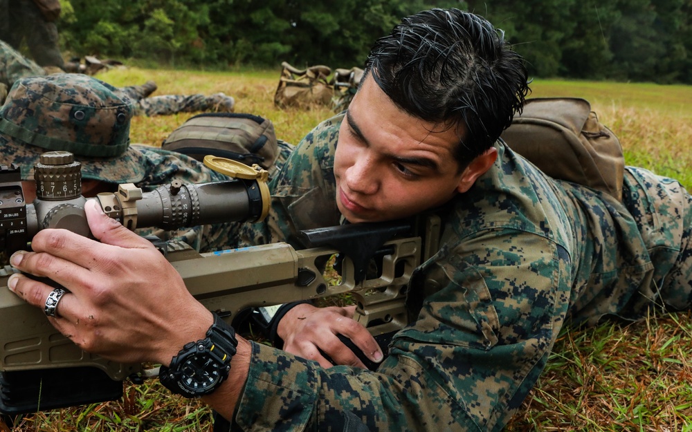 The Last Marine Corps Scout Sniper Course at SOI-E: Known Distance Qualification