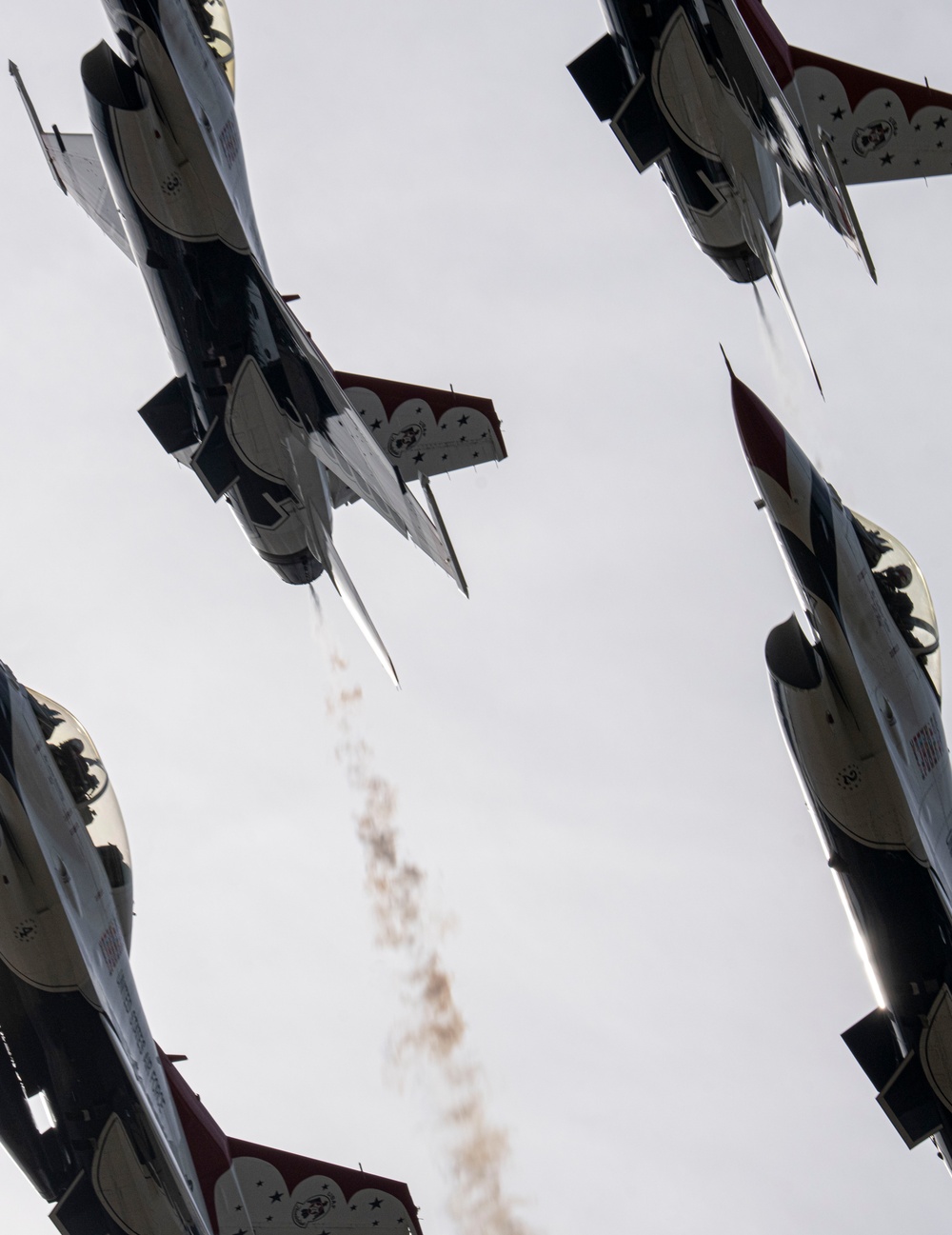 Thunderbirds take flight over Little Rock