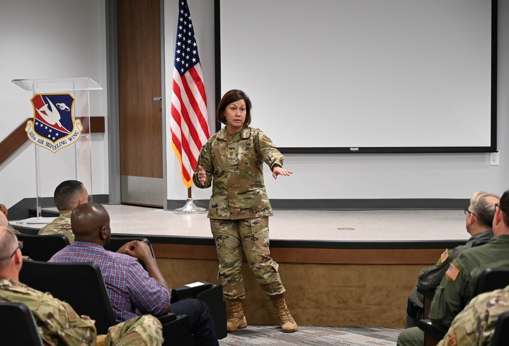 CMSAF Bass visits Tinker AFB Reservists