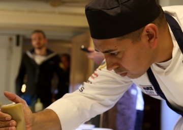 Anglo-American dinner aboard HMS Victory