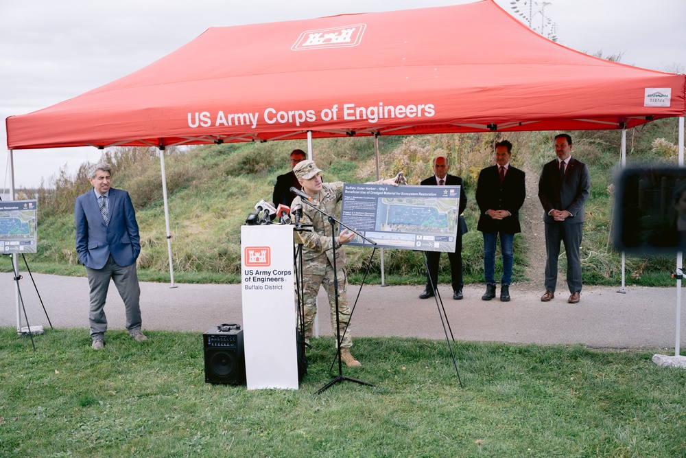 Buffalo District Hosts Groundbreaking at Buffalo Outer Harbor