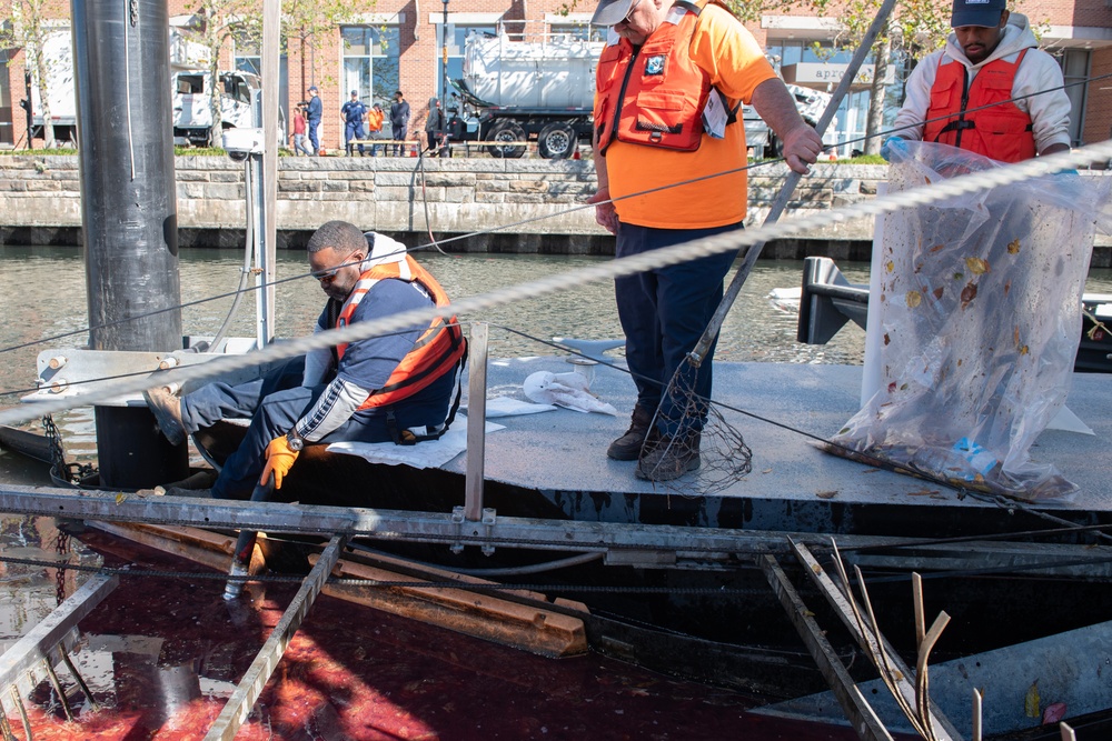 Coast Guard, partner agencies respond to fuel spill in Baltimore’s Inner Harbor