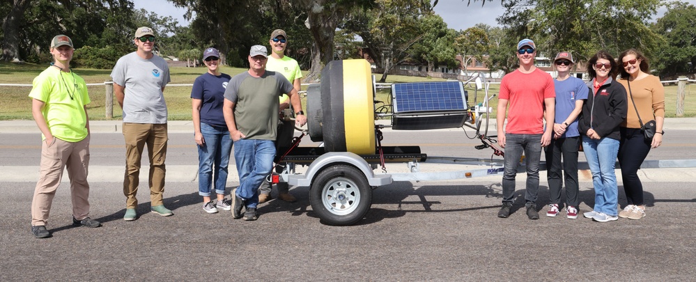 Mobile District &amp; NOAA deploy data-collection buoy