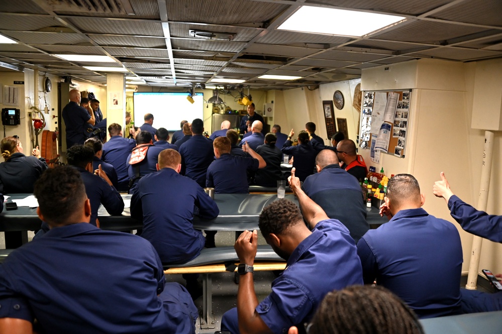 U.S. Coast Guard Cutter Waesche crewmembers prepares depart San Diego