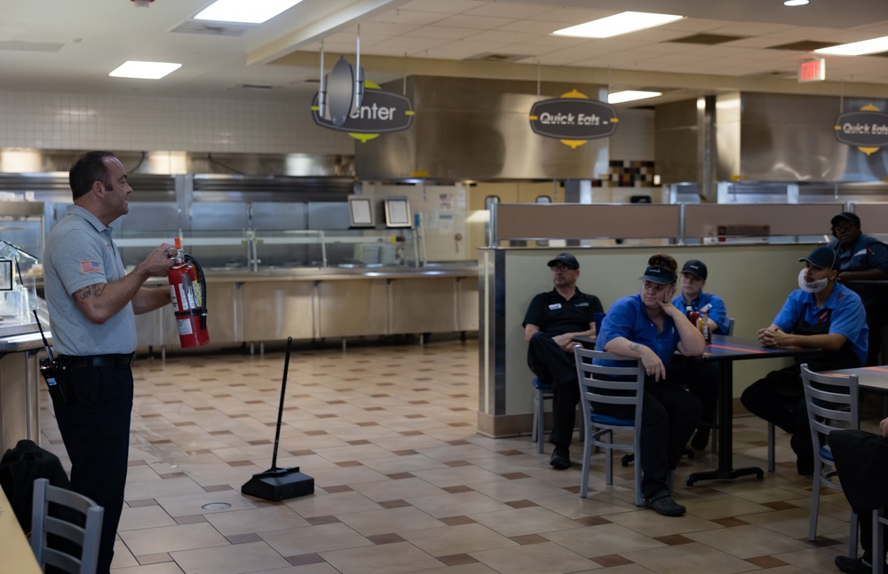 DVIDS - Images - FESD Kitchen Fire Safety Class [Image 4 of 8]