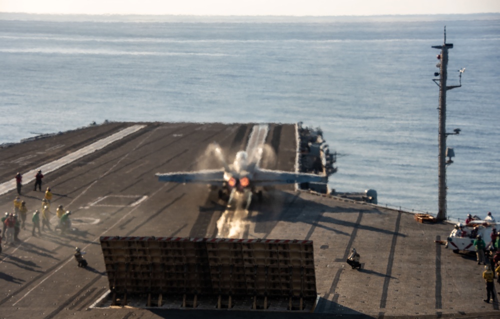 USS Ronald Reagan (CVN 76) conducts flight operations