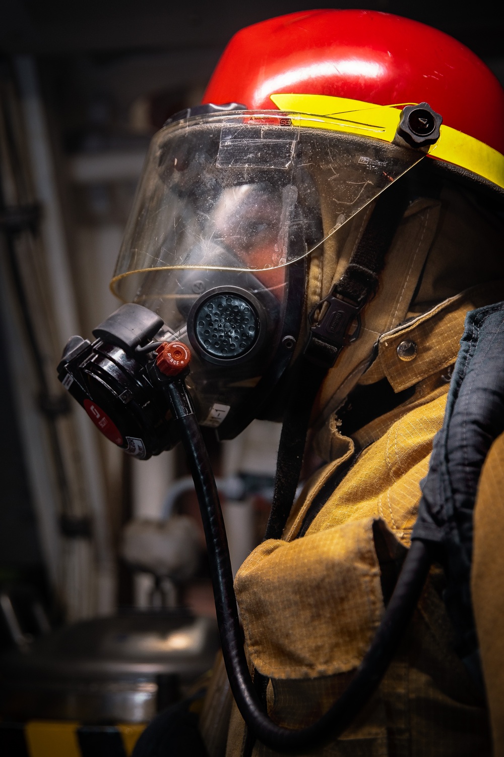 USS Philippine Sea Conducts Firefighting Drill