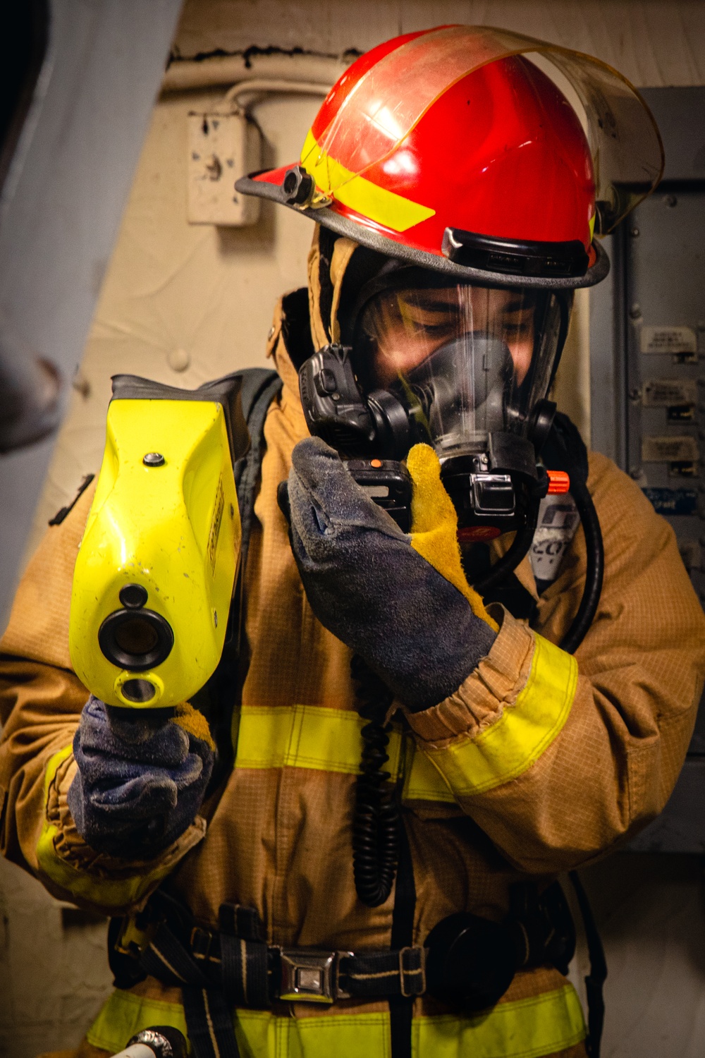 USS Philippine Sea conducts Firefighting Drill