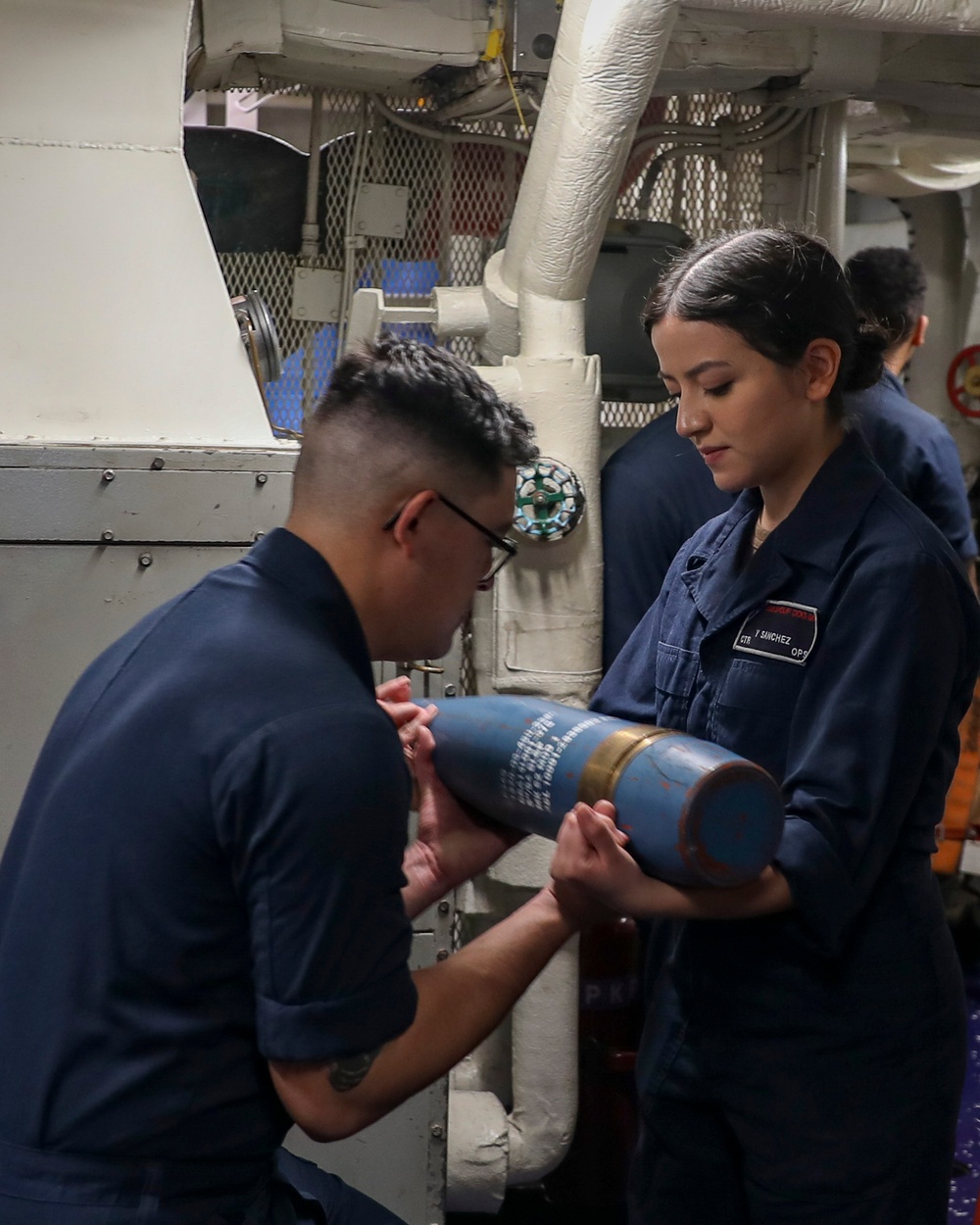 DVIDS - Images - Sailors aboard USS Shoup conduct ammunition movement ...