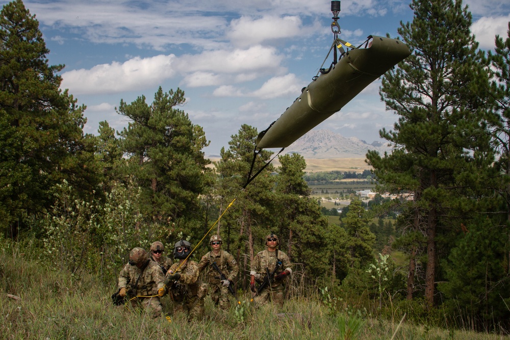 Green Berets Teach Tactical Skills to South Dakota National Guardsmen