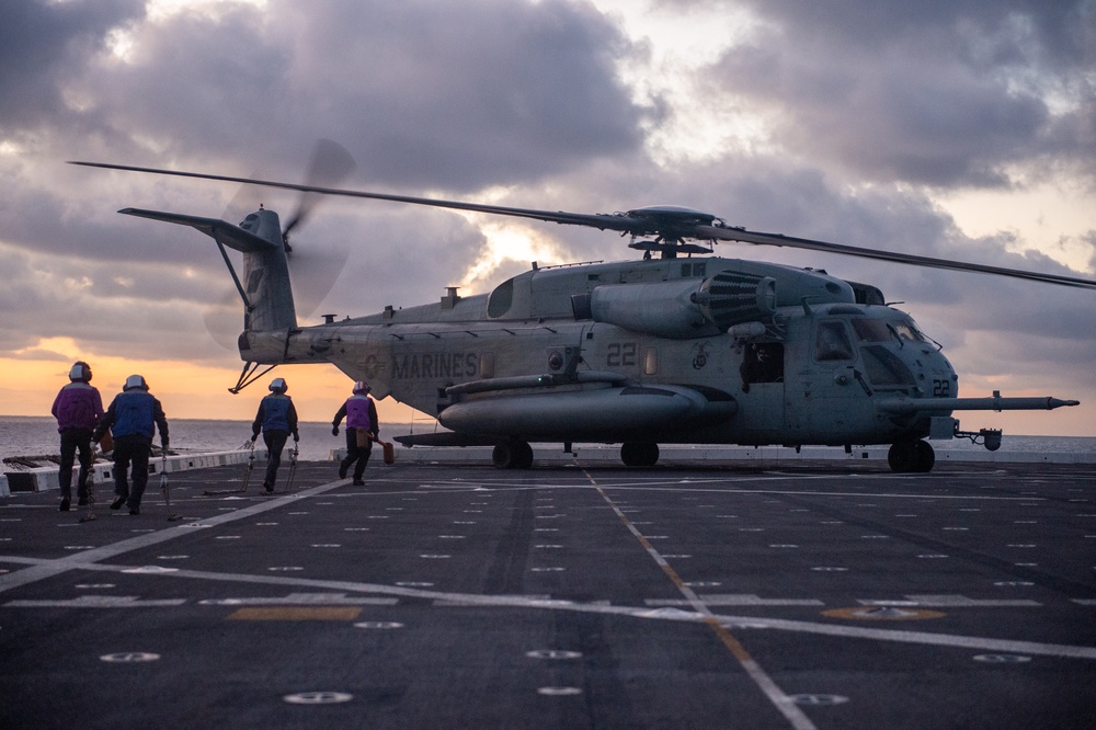 Sunset Deck Landing Qualifications