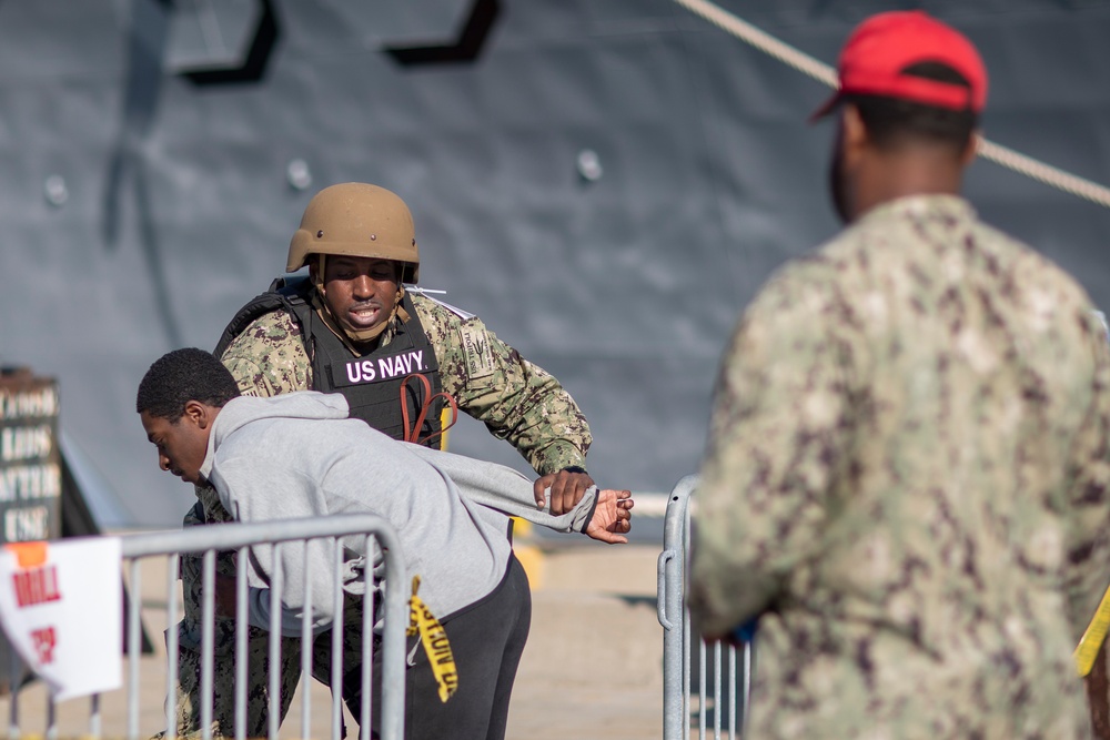 USS Tripoli Displays ATFP Proficiency During ATG Assessment