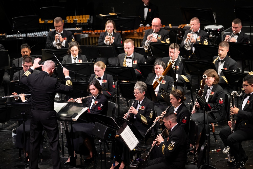 U.S. Navy Band performs spooktacular program at Kenmore Middle School
