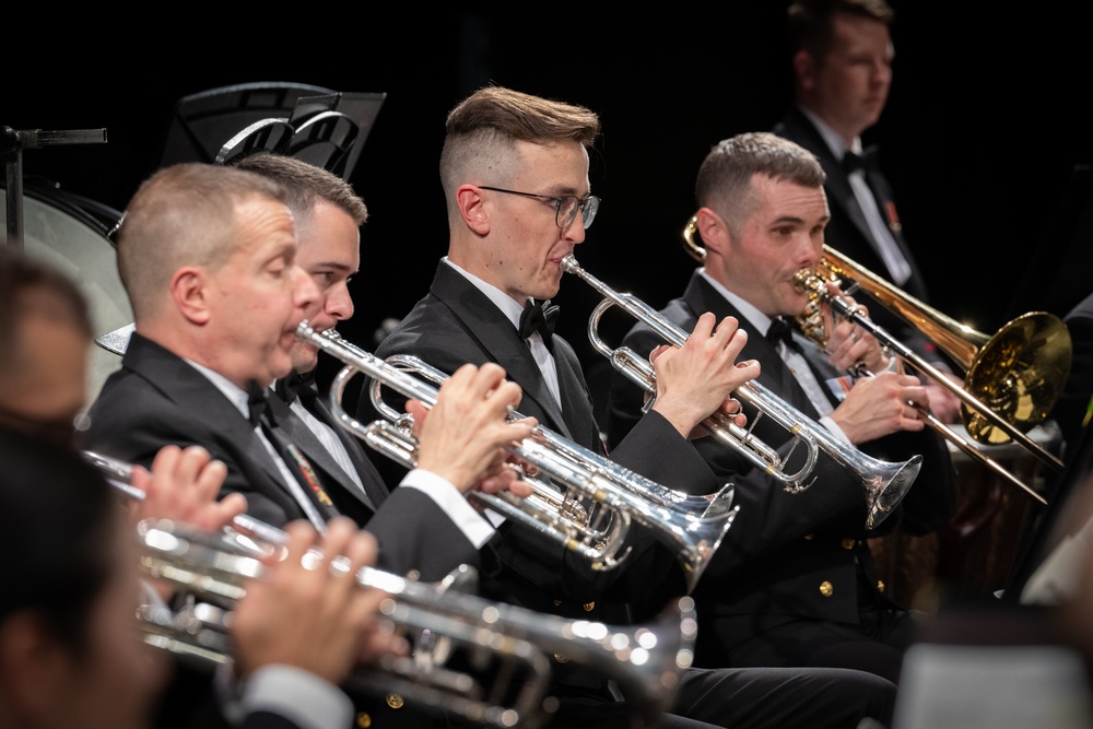 U.S. Navy Band performs spooktacular program at Kenmore Middle School