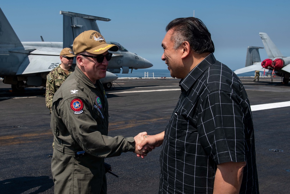 DVIDS Images USS Ronald Reagan (CVN 76) hosts Filipino nationals