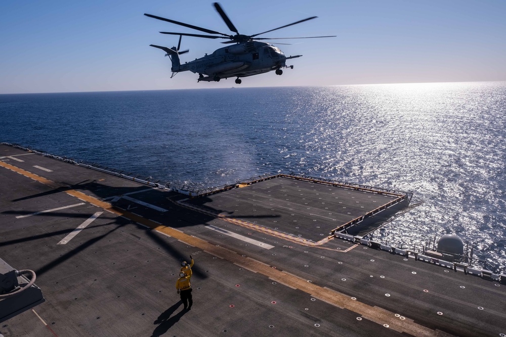 Boxer Sailors and VMM 165 Marines Engage in Flight Ops