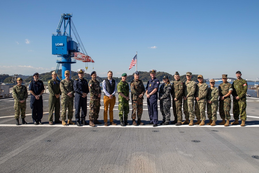 Defense Attaché’s Visit USS Blue Ridge