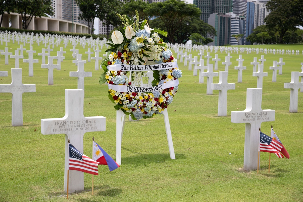 Commander, U.S. 7th Fleet Filipino-American Wreath Laying Ceremony