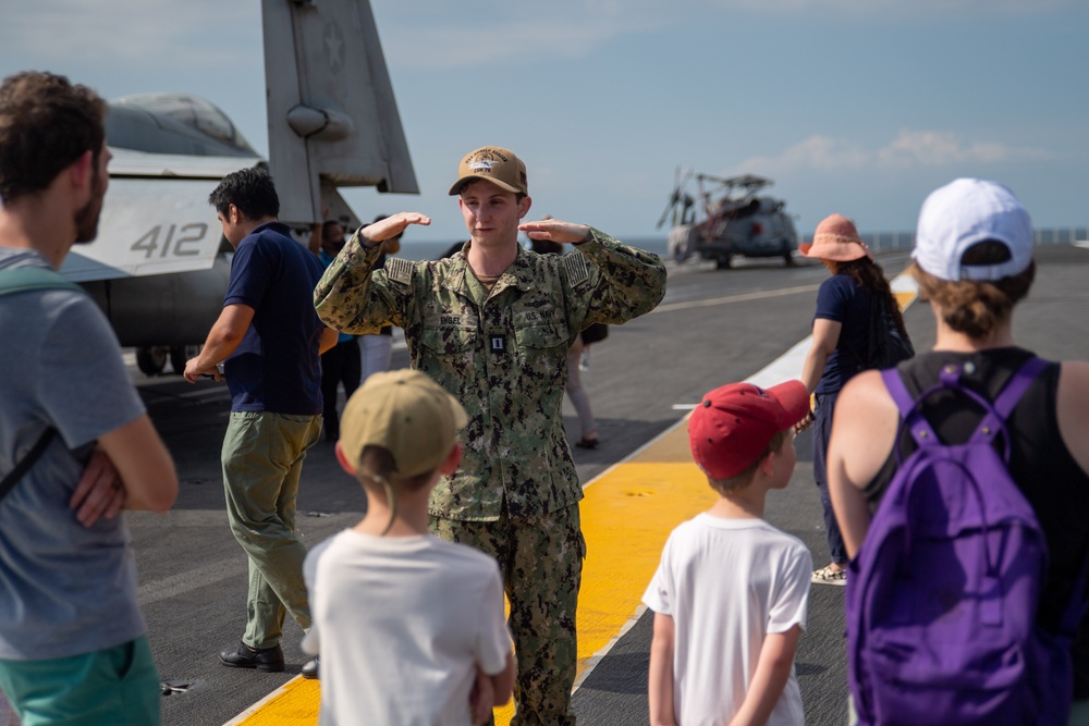 USS Ronald Reagan (CVN 76) hosts Republic of Philippines US embassy staff members during a scheduled port visit to Manila, Philippines