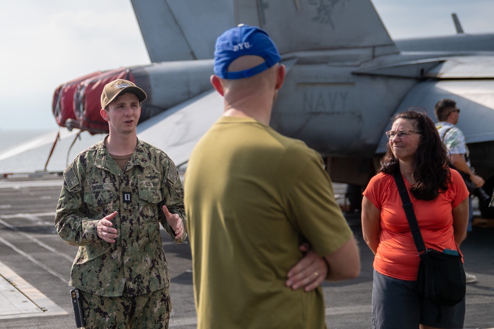 USS Ronald Reagan (CVN 76) hosts Republic of Philippines US embassy staff members during a scheduled port visit to Manila, Philippines
