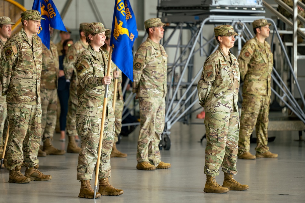 492 SOW change of command