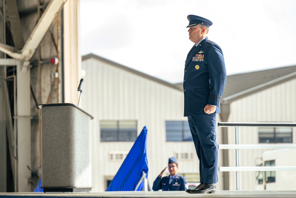 492 SOW change of command