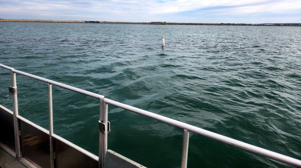 Ashtabula Harbor Buoy Installation