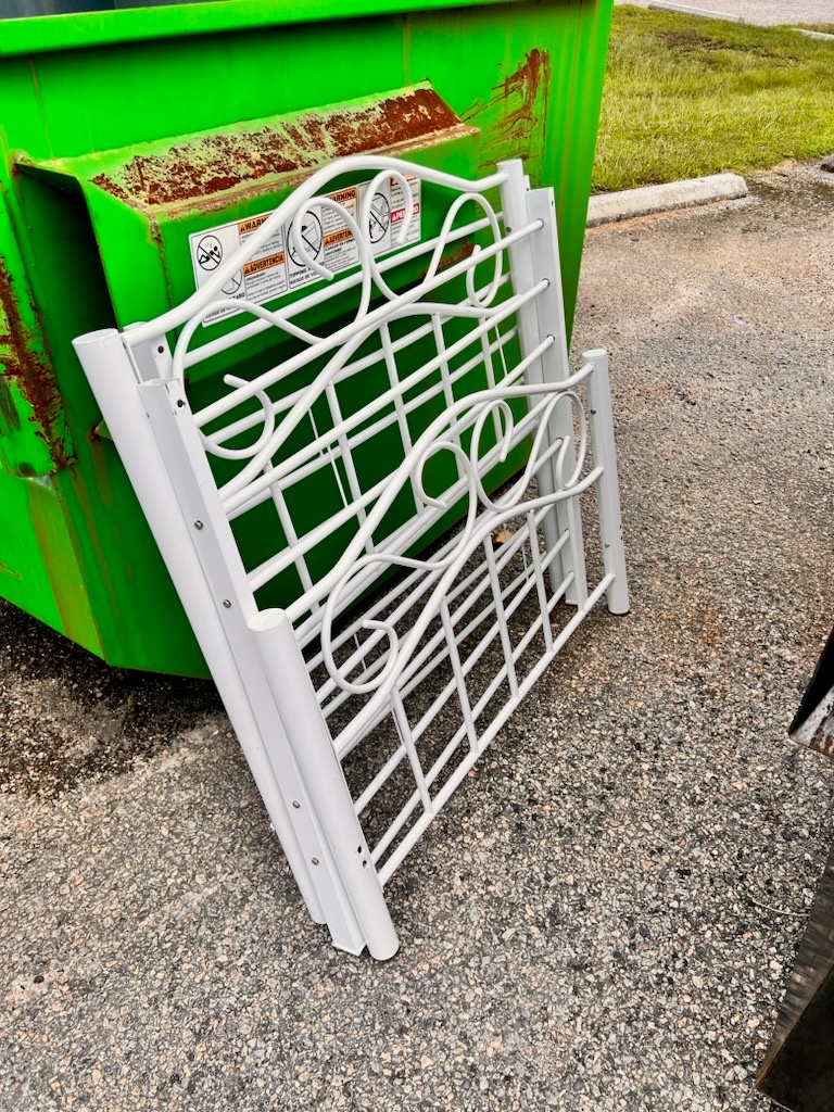 Fort Gregg-Adams EMD: Put trash in its proper place