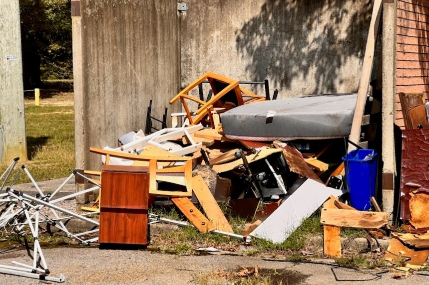 Fort Gregg-Adams EMD: Put trash in its proper place