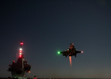 F-35 test team performs first night SRVL aboard HMS Prince of Wales