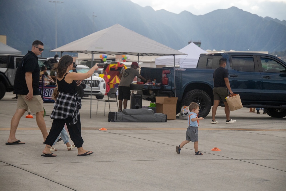 Trunk or Treat at the VMM-268 Hangar