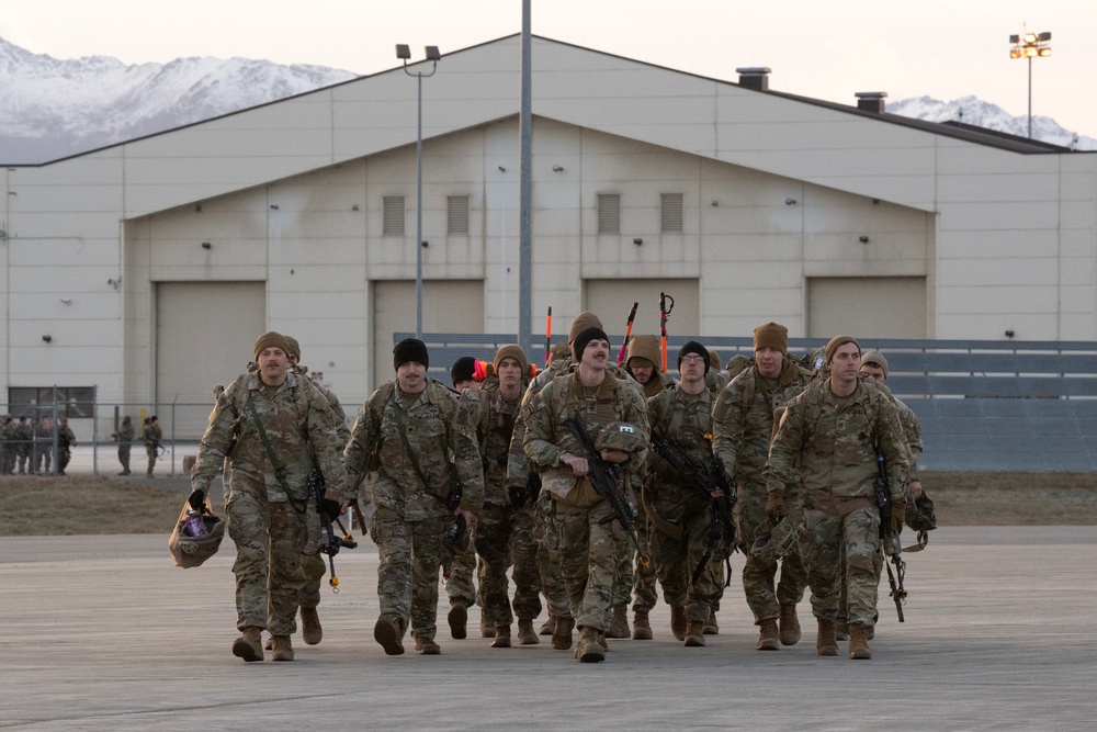 JBER Airmen and Soldiers conduct expeditionary deployment operations during Arctic Aloha 24